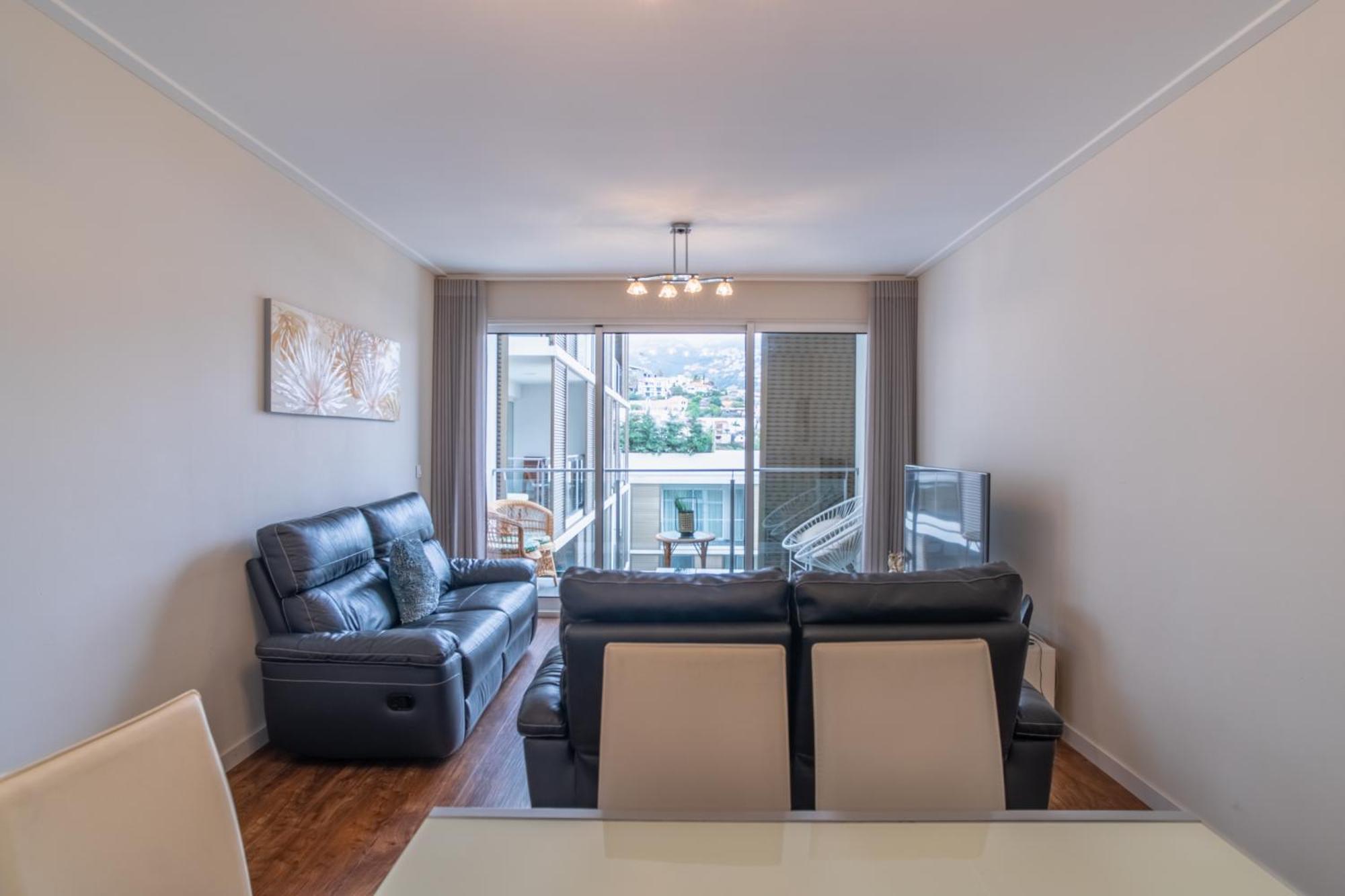Madalenas View Apartment ฟุงชาล ภายนอก รูปภาพ